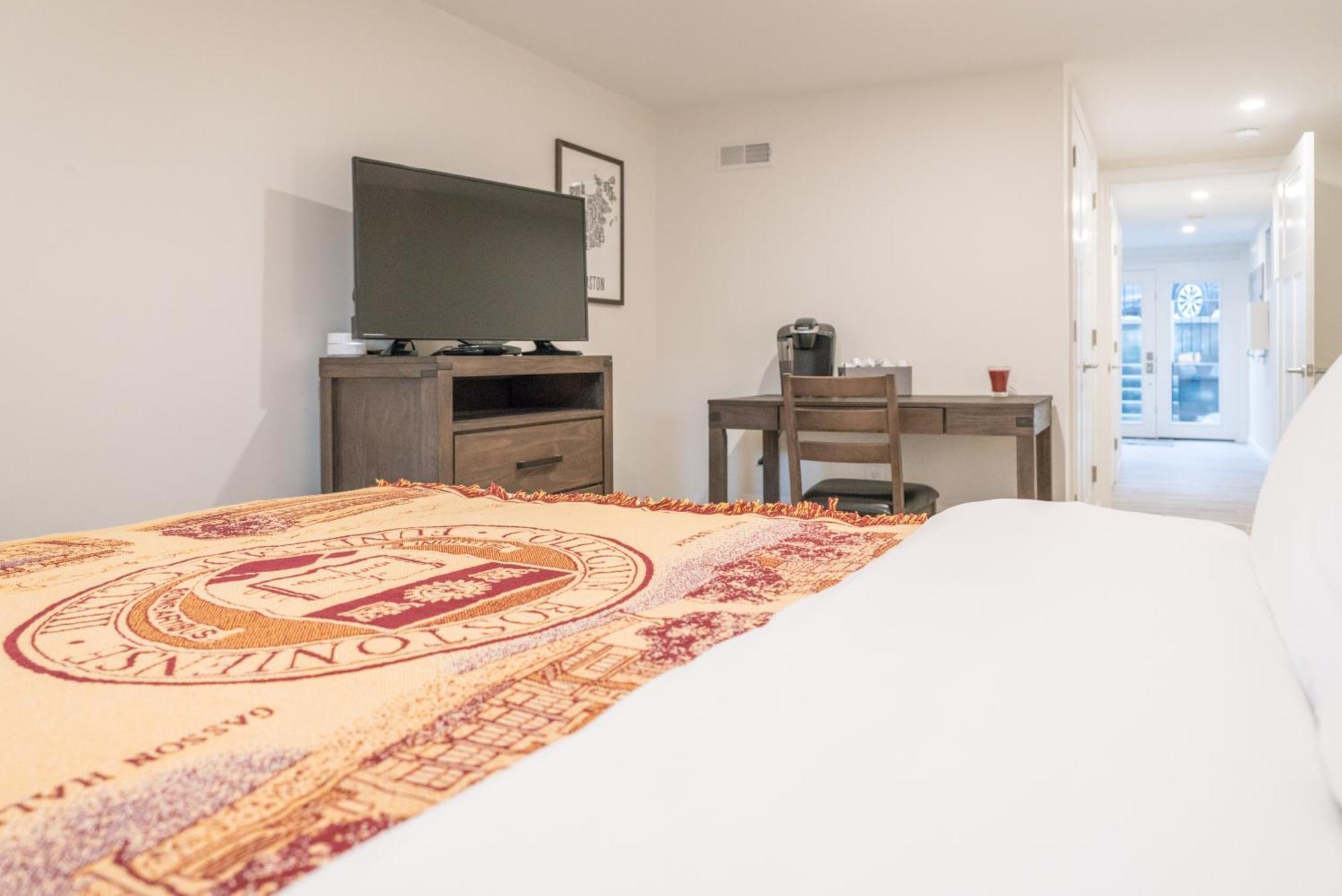 The Boston Rental - Multiple Floorplans Екстер'єр фото