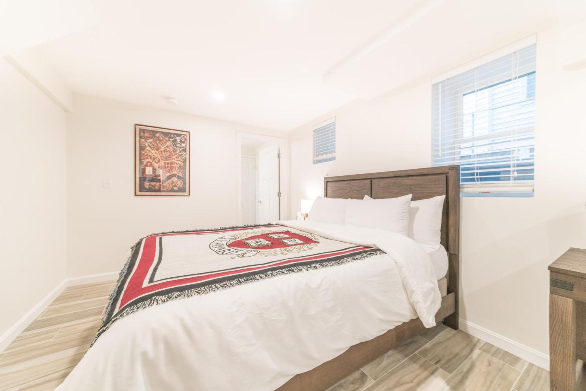 The Boston Rental - Multiple Floorplans Екстер'єр фото